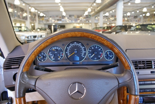 Used 2000 Mercedes Benz SL Class SL500