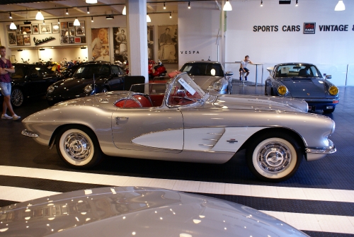 Used 1961 CHEVROLET CORVETTE