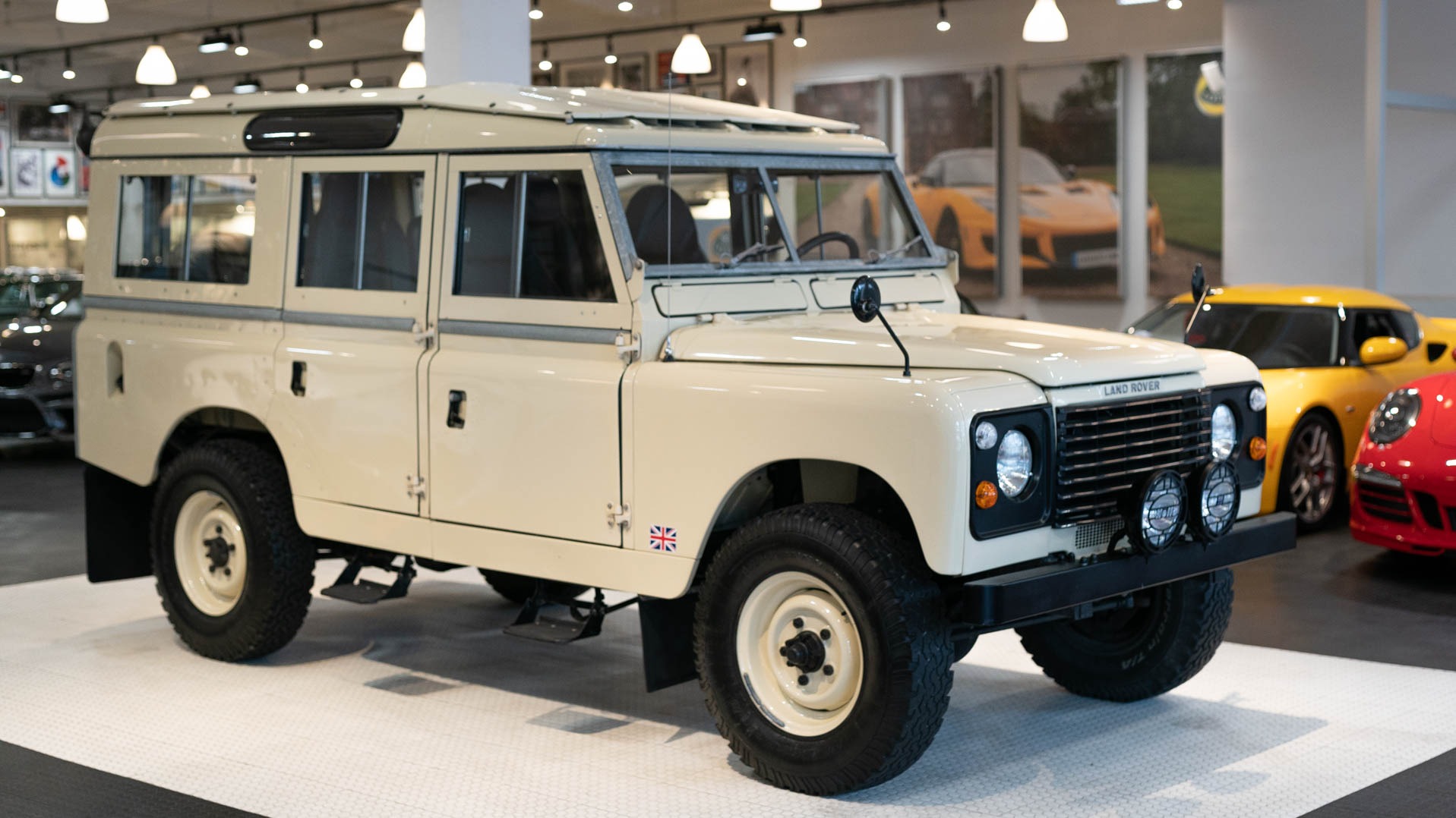 Used 1964 Land Rover Defender 109110