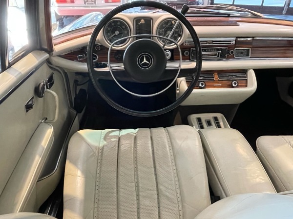 Used 1971 Mercedes Benz 280SE 35