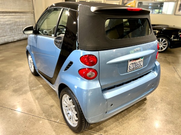 Used 2011 Smart fortwo passion cabriolet