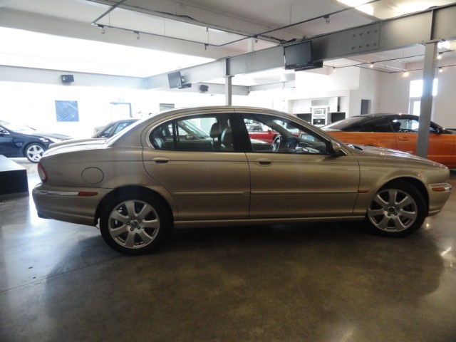 Used 2005 Jaguar X Type 30L