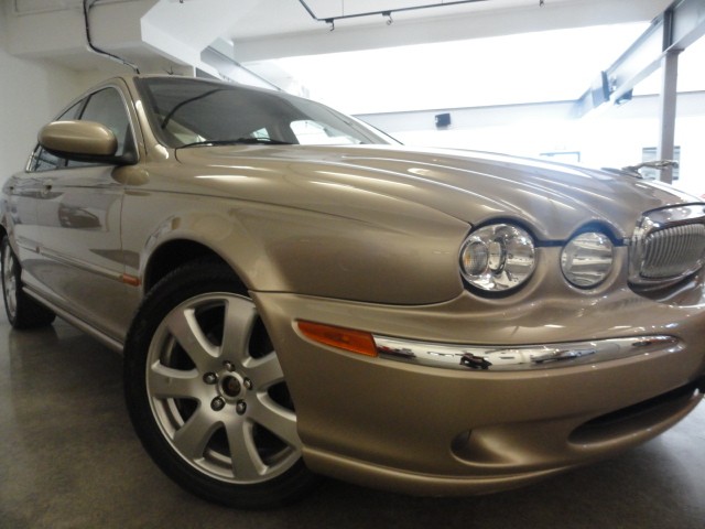 Used 2005 Jaguar X Type 30L