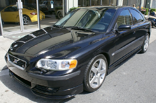 Used 2004 Volvo S60 R